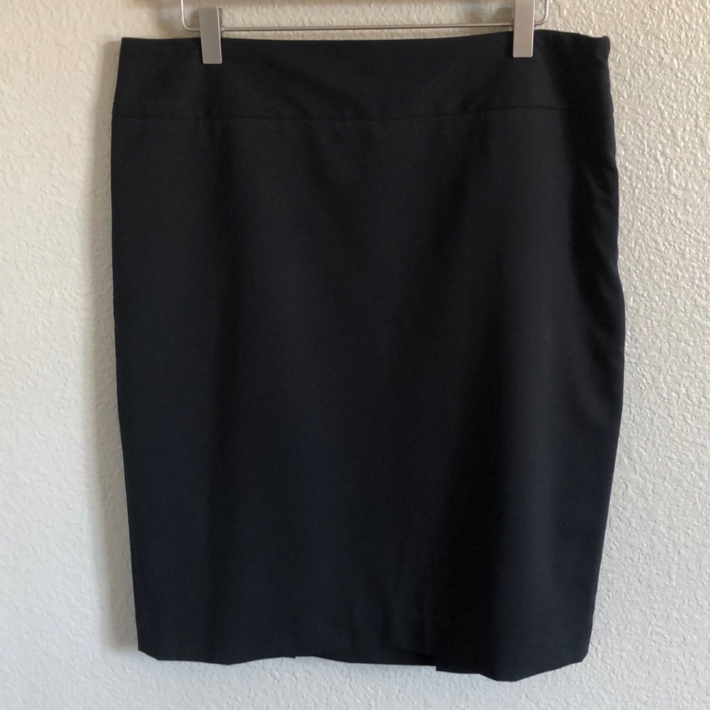 Liz Claiborne black skirt